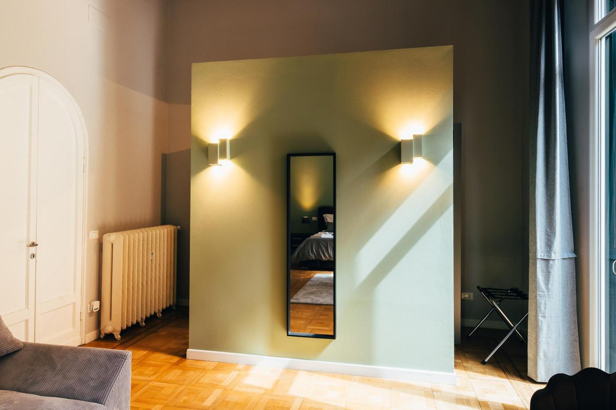 Bologna Suites - Private Bathroom — Photos 3